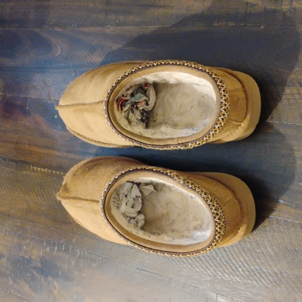 UGG Size 6 Women - Picture 3 of 6